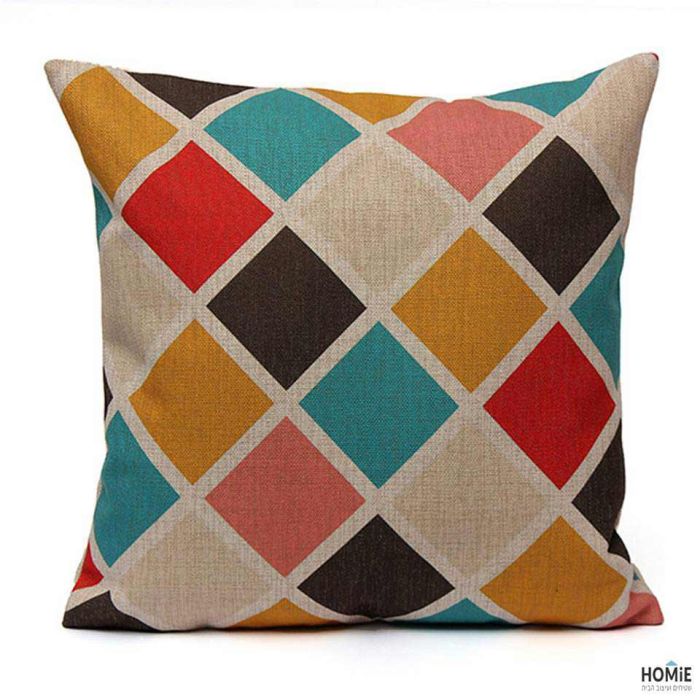 כרית נוי גיאומטרית מדליקה ואיכותית לסלון, לחדר שינה, לחדר ילדים ושאר חלל הבית דגם מעויינים מולטי צבעוני.  הכרית תכניס המון שיק, סטייל וחיות לחלל החדר