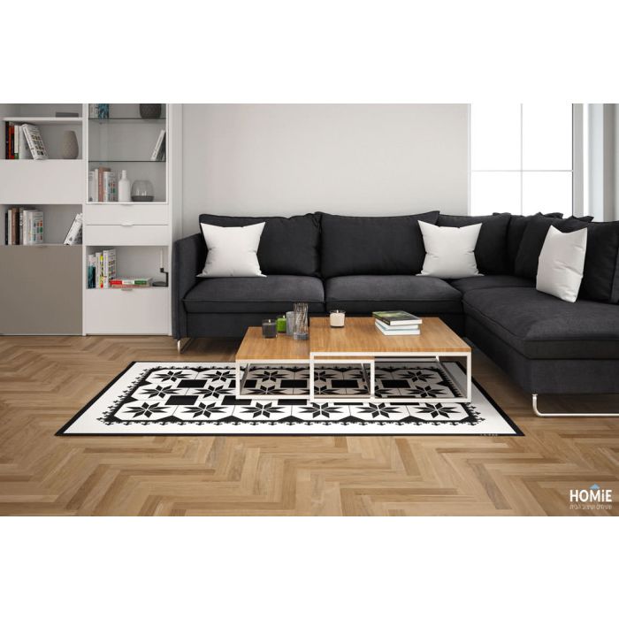 שטיח ויניל גיאומטרי פי וי סי (PVC) לינולאום שחור לבן מתומנים וריבועים דגם קזבלנקה. השטיח הדקורטיבי מתאים לסלון, לחדר שינה, לאמבטיה, לחדר ילדים, למטבח, לכניסה, לגינה, למשרד ועוד. 