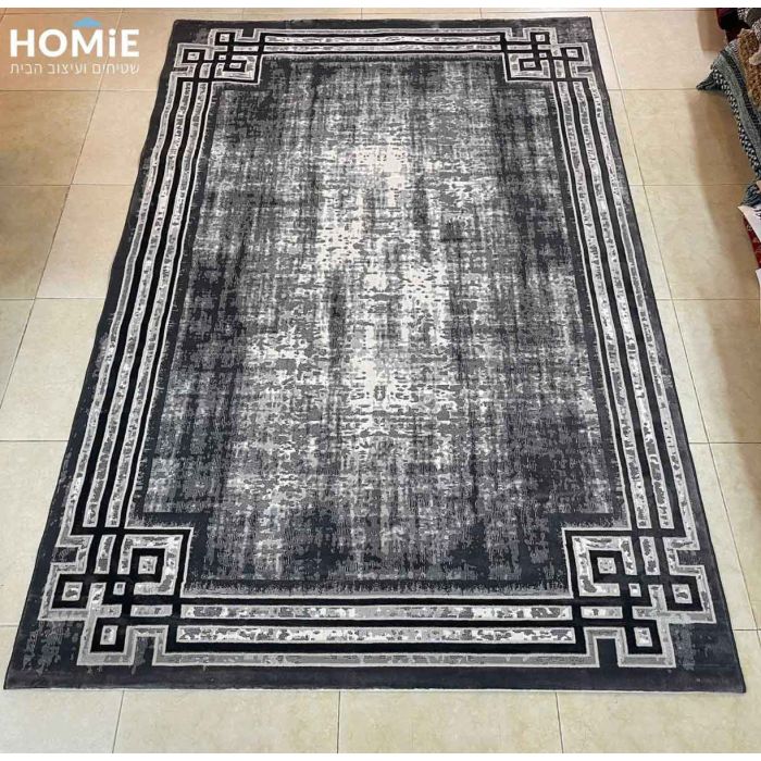 שטיח וינטג' אבסטרקטי גיאומטרי מודרני קלאסי מסגרת שיש אפור שחור דגם סמואל 03. השטיח היוקרתי מתאים לסלון, חלל הכניסה לבית, חדר שינה, חדר ילדים, מסדרון, חדר אורחים, חדר משחקים, פינת ישיבה, פינת אוכל, חדר עבודה ומשרד.