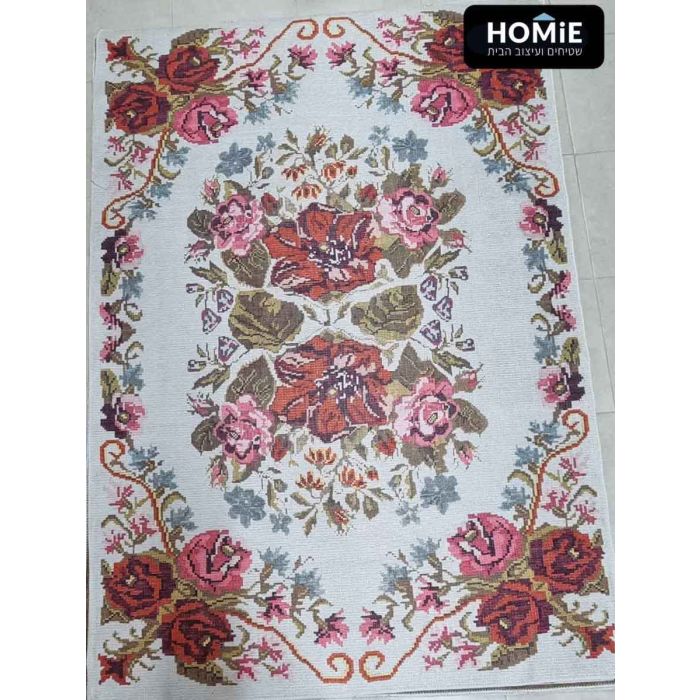 שטיח כותנה וינטג' קלאסי דגם לטיסיה 364 עם מדליון פרחוני צבעוני על רצפת סלון