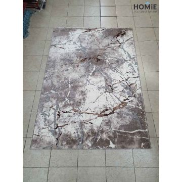 שטיח אבסטרקטי שיש מודרני יוקרתי דגם אלכסנדרה 54/80 בצבע חום, בז', אפור ושמנת. השטיח העשוי היטסט-ויסקוזה (המקנה לו מגע קטיפתי של משי) ישתלב יפה בסלון, בחדר שינה, בחדר ילדים, באמבטיה, במטבח, במסדרון, בפינת אוכל, בפינת משחקים, בחדר עבודה ובמשרד. 