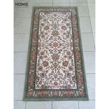 שטיח קלאסי ירוק פרחוני יוקרתי ומהודר דגם פומפיי 77/644 לסלון, לחדר שינה, למסדרון, למטבח, לפינת אוכל, לחדר עבודה ולמשרדים.