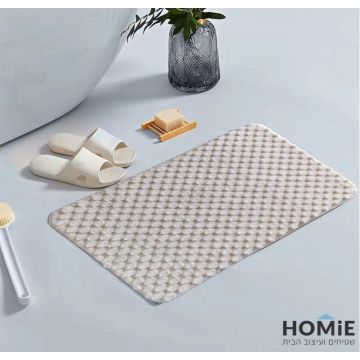 שטיח אמבטיה פרווה דקורטיבי מודרני כפרי שמנת דגם מיורקה 01. השטיח היוקרתי והמפנק יתאים גם לחדר שינה, חדר ילדים ותינוקות, אמבטיה, שירותים, מטבח, משרד ועוד. הוא מגיע בקונסטרוקציה גיאומטרית עדינת מראה ושכבת גומי נגד החלקה. 