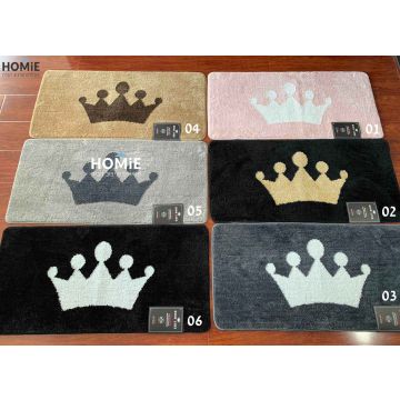 שטיח אמבטיה-שירותים מודרני מיקרופייבר כתר דגם קינג. השטיח הדקורטיבי הנפלא מגיע במגוון של צבעים עם כתר מפואר יפיפה עליו. 