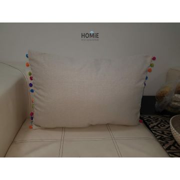 כרית נוי לסלון פונפונים צבעונית דגם מיקה