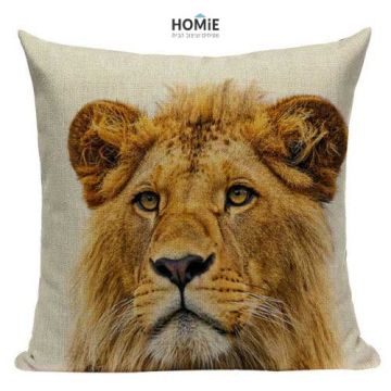 כרית נוי מדליקה ואיכותית לסלון, לחדר שינה, לחדר ילדים ושאר חלל הבית דגם אריה בצבע בז'. 