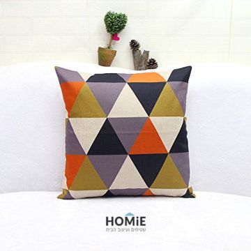 כרית נוי לסלון מעויינים כתום