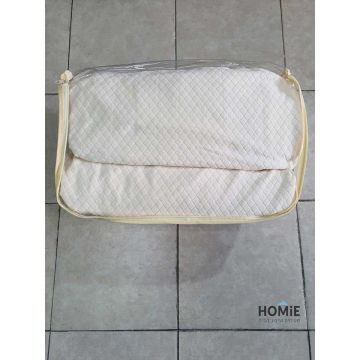 כיסוי סלון אלסטי 1+2+3 שמנת מעויינים קטנים מודרני יוקרתי דגם מלניה המתאים עצמו כמו כפפה לצורה וגודל הסלון. 