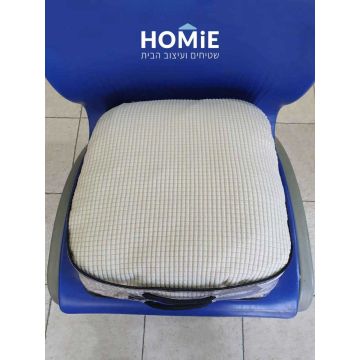 כיסוי סלון אלסטי אבן 2+3 דגם אנסטסיה יוקרתי המתאים עצמו כמו כפפה לצורה וגודל הסלון. הכיסוי בעל יכולת אלסטית מרשימה ביותר (נמתח מכל צדדיו), עמיד, עבה, נעים למגע, כביס ובעל גומי היקפי פנימי השומר על חוזק וגמישות הבד. 