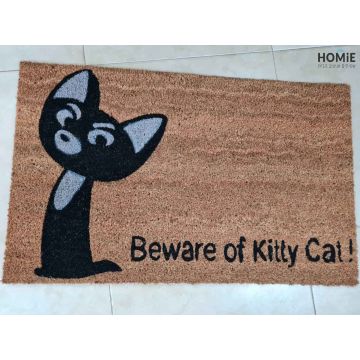 שטיח כניסה-סף דקורטיבי מודרני יוקרתי לבית דגם חתול Beware Of Kitty Cat בצבע שחור ואוף וויט. השטיח עשוי 100% קוקוס טבעי.