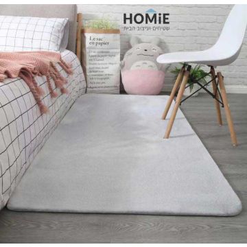 שטיח פרווה מודרני כפרי אפור בהיר דגם פארקר 04. השטיח היוקרתי יתאים לחדרי שינה, אמבטיות, שירותים ומטבחים. 