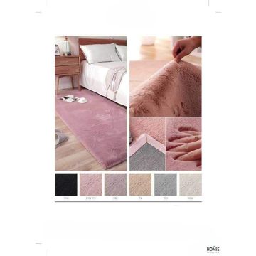 תקריב של שטיח פרווה כפרי דגם פיור המציג את הדוגמה המלאה ואת כל גווני הצבע של השטיח