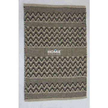 שטיח כותנה גיאומטרי זיגזג קילים שבטי (אתני) עבודת יד חום אוף וויט דגם ג'איפור 667. השטיח המודרני כפרי מתאים לסלון, לחדר שינה, לחדר ילדים, לפינת משחקים, למסדרון, לאמבטיה, למטבח, לפינת אוכל, לחדר עבודה, למשרד, לבית הספר וגן ילדים.