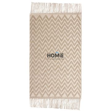 שטיח בוהו שיק אתני כפרי גיאומטרי מודרני כותנה זיגזג בז' דגם הולנד 03. השטיח היוקרתי עשוי 100% כותנה, מגיע בצורות זיגזג מדליקות בשילוב שני גוונים מרשימים ופרנזים ארוכים אלגנטיים. השטיח יתאים לסלון, חדר שינה, ילדים ילדים, מסדרון, אמבטיה, מטבח, פינת אוכל, חד