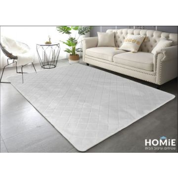 שטיח פרווה גיאומטרי מודרני כפרי מעויינים שמנת דגם רגנאר 01. השטיח מתאים לסלון ושאר חלל הבית.