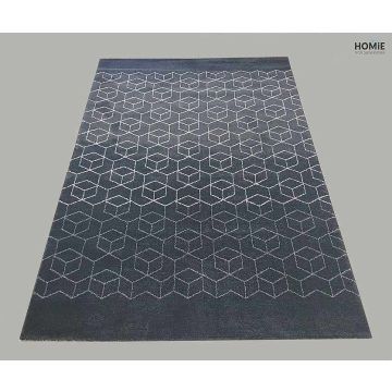 שטיח גיאומטרי תלת מימד משושים וקוביות איכותי לסלון, לחדר שינה, למטבח ושאר חלל הבית בצבע אפור כהה ולבן