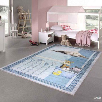 שטיח מודרני איכותי ומדליק לחדר ילדים / תינוקות / גן ילדים דגם כלב וחברים בצבע תכלת. 