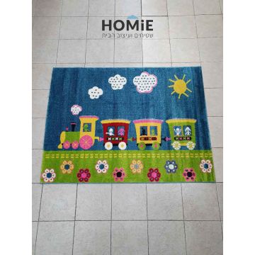 שטיח צבעוני לחדר ילדים מודרני יוקרתי דגם רכבת ההפתעות. השטיח האיכותי יתאים גם לחדר תינוקות, חדר שינה, פינת משחקים, גן ילדים ובית הספר.