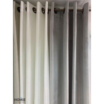 וילון האפלה-הצללה אטום קטיפה מודרני יוקרתי חלק דגם סקרלט. הוילון מתאים לסלון, חדר שינה, חדר ילדים/תינוקות, מטבח, פינת אוכל, פינת משחקים, חדר אורחים, חדר עבודה, משרד, בית ספר וגן ילדים.