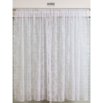 וילון תחרה וינטג' דגם מיקה תלוי בשלמותו על מוט – עיצוב פרחוני עדין בצבע לבן