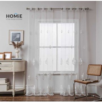 וילון וינטג' קלאסי פרחוני רקמה שקוף לסלון ושאר חלל הבית דגם לזלי. הוילון הסופר יוקרתי בעל רקמה עדינה מרשימה ומגיע בסגנון ענתיקה (נראה כמו יצירת אומנות) עוצר נשימה. 