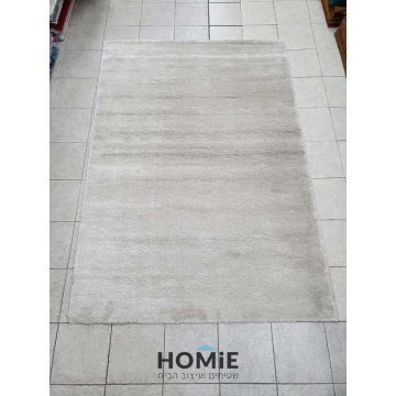 שטיח חלק מודרני בז' דגם אולסון 02/52. השטיח הבלגי היוקרתי יתאים לסלון, חדר שינה, חדר ילדים ושאר חלל הבית. 