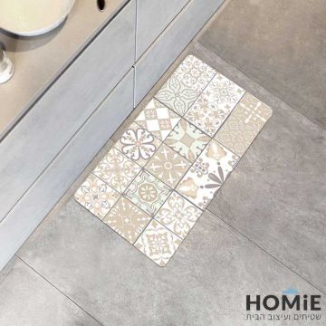 שטיח פי וי סי למטבח וינטג' טלאים גיאומטרי אקלקטי דקורטיבי בז' דגם דרייק 09. השטיח האיכותי עשוי 100% פי וי סי (ויניל). 