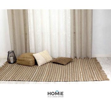 שטיח חבל (יוטה) טבעי עבודת יד משולב כותנה גיאומטרי שבטי פסים דגם מונטריי. השטיח הכפרי היוקרתי מתאים לסלון, חדר שינה, חדר ילדים/תינוקות, אמבטיה, מסדרון, חדר אורחים, פינת ישיבה, פינת אוכל, מטבח, חדר עבודה, גינה, גן ילדים, בית ספר ומשרד. 