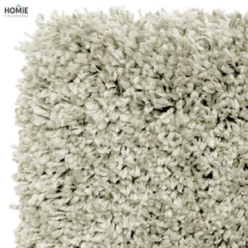 שטיח שאגי בלגי עבה יוקרתי ביותר דגם פרסטיג' 277 בצבע אפור בהיר. השטיח מתאים לסלון, לחדר שינה, למטבח ושאר חלל הבית. 