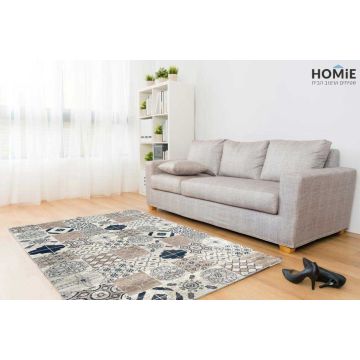 שטיח וינטג' גיאומטרי אתני (שבטי) טלאים מודרני דגם ונוס 13 בצבעי בז', חום כחול ושמנת. השטיח היוקרתי ישתלב בסלון, חדר שינה, חדר ילדים ותינוקות, מסדרון, חדר אורחים, חדר משחקים, פינת ישיבה, פינת אוכל, מטבח, חדר עבודה ומשרד. 