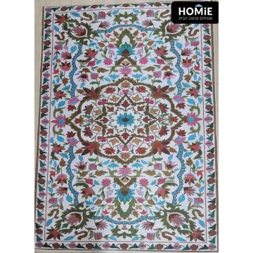 שטיח וינטג' סמרקנד דגם סטפני S1 בצבעים חיים, מצולם בשלמותו 