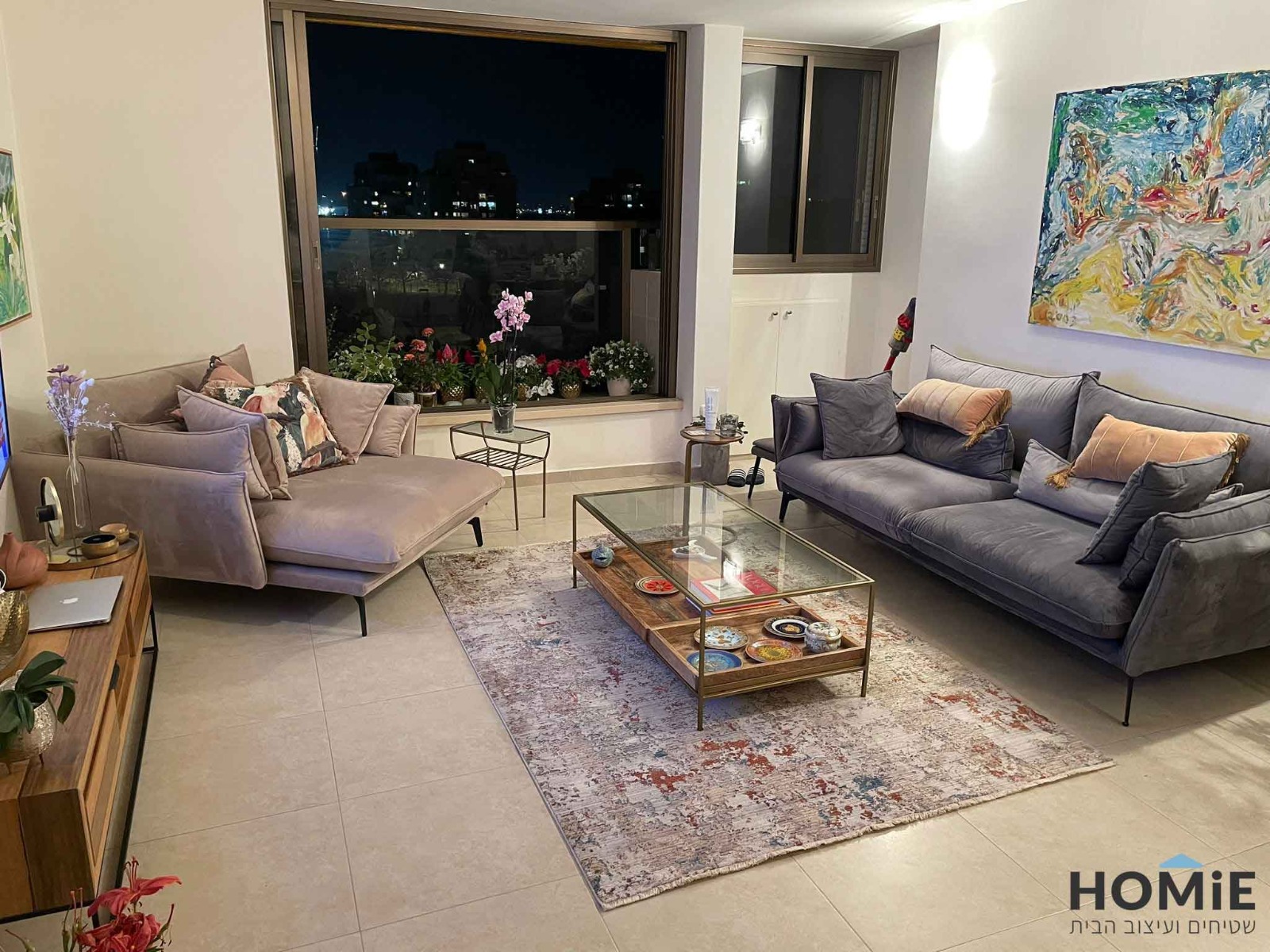 שטיח לסלון מודרני אבסטרקטי צבעוני