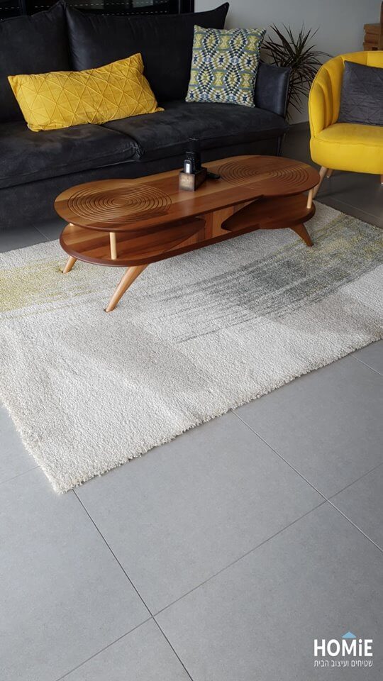 שטיח סלון אבסטרקטי בלגי מריחות צבע ירוק וצהוב