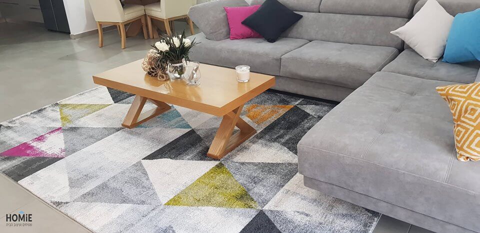 שטיח גיאומטרי בלגי מולטי צבעוני משולשים